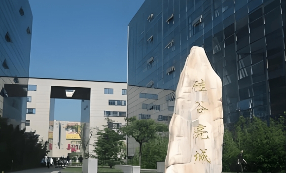 你好，我是商越